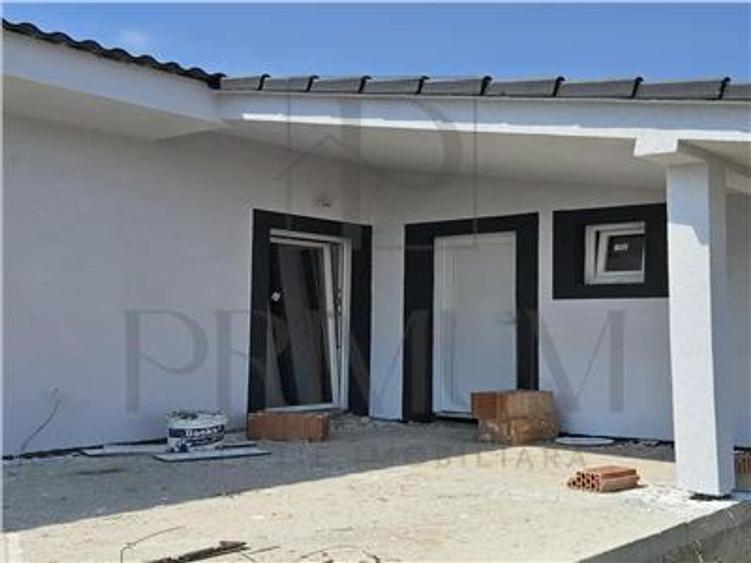 Duplex pe parter - personalizare interioara - zona linistita - 4