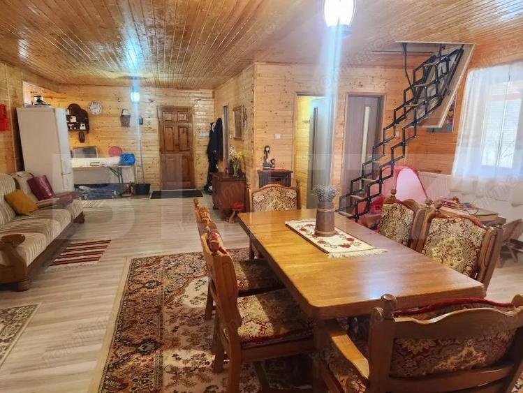 Casa de vacanta superba,cu 5 camere,300 mp utili,Valisoara - 12