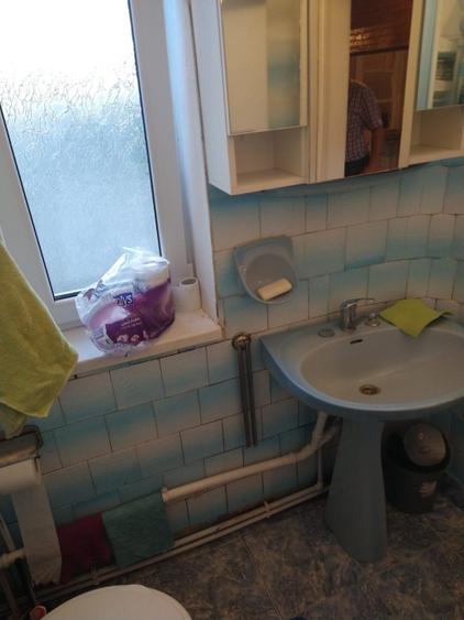 Casă individuală cu 5 camere cu Canalizare în Cetate