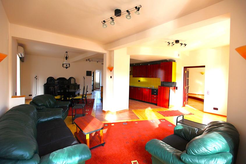 Casa burgheza unicat in Centrul Civic al Brasovului - AFI Mall - 7