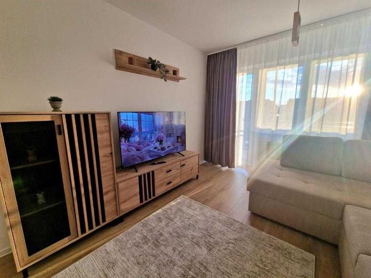 Apartament 2 camere Zona Tractorul Coresi Bloc Nou Mobilat si utilat - 4