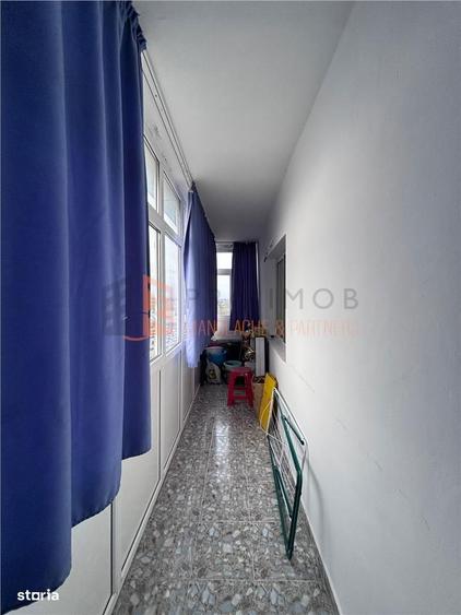 Apartament 3 camere cf 1 decomandat zona Micro 3 - 4