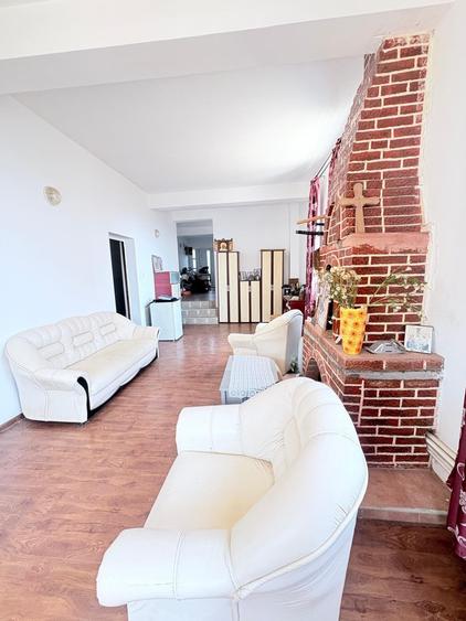 Vila 5 Camere Km 5 - 1