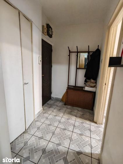 Apartament 2 camere Craiovei, etaj 2, centrala termica, confort 1 - 4