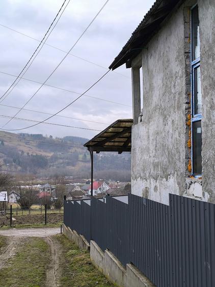 Casa de vanzare Viseu de Jos - 2