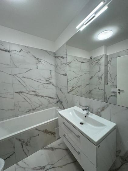 Apartament cu 2 camere decomandat în Berceni