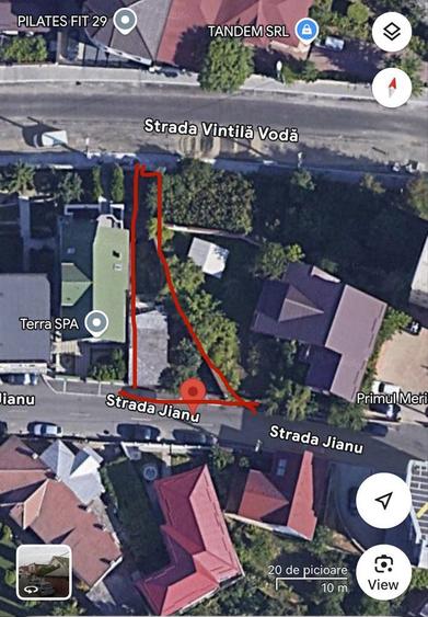 Vand / Schimb teren ultracentral +casa demolabila - 2