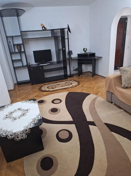 Apartament de vanzare 2 camere, semidecomandat Calea Giulesti - 1
