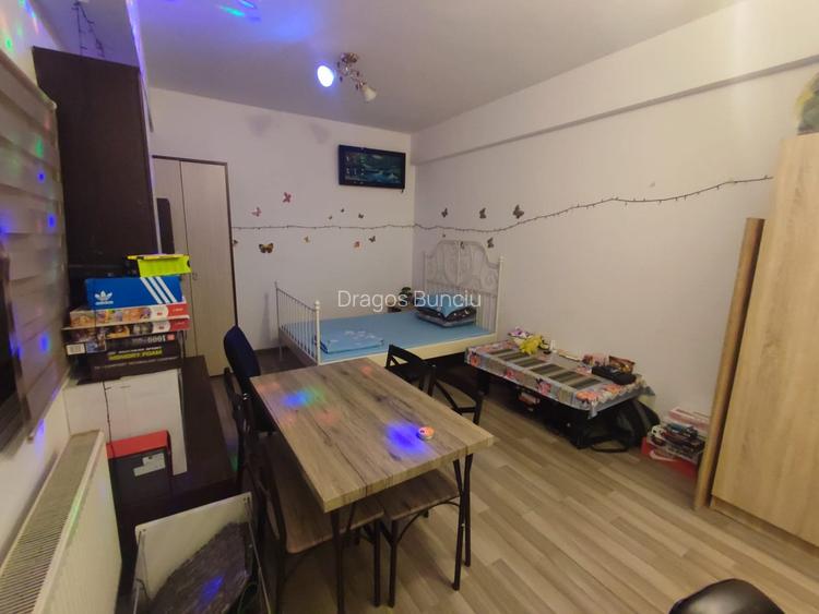 Apartament 2 camere decomandat ca in poze Apartament 2 camere decomandat ca in poze
