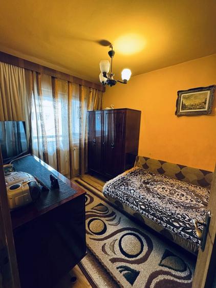 Vand Apartament 3 camere-Zona Garii - 5