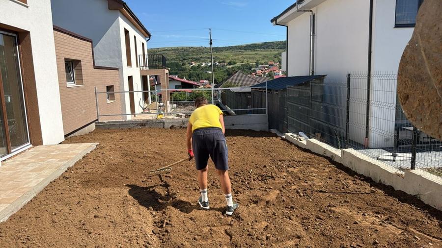 Casă cu garaj de vânzare – Chinteni, zonă liniștită - 4