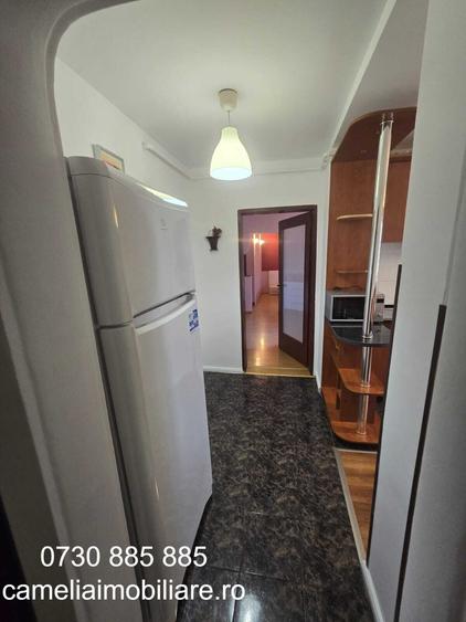 Apartament cu 4 camere semidecomandat în Gorjului