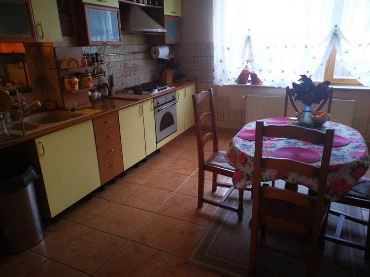 Casa D+P+E, Stefanesti -Coasta Campului, teren 1570 mp, mobilata - 5