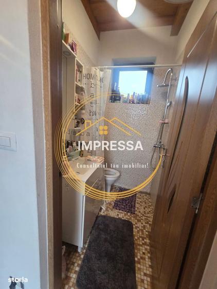 Se vand trei casute in aceeasi curte 99.000euro cartier itcani sv - 2