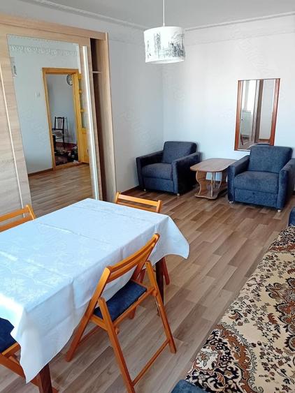 Vand apartament 2 camere in botosani strada Alexandru Donici etajul 3 apartamentul este decomandat - 1