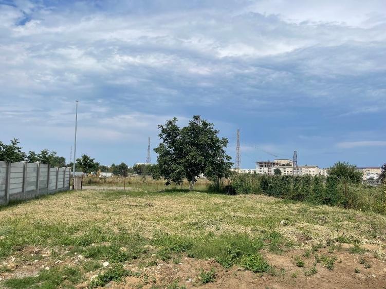 Teren Construcții intravilan de 460 mp, în Kamsas