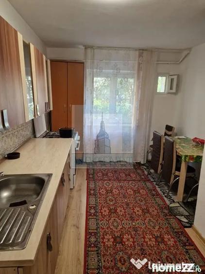Apartament cu 2 camere decomandat în Craiter