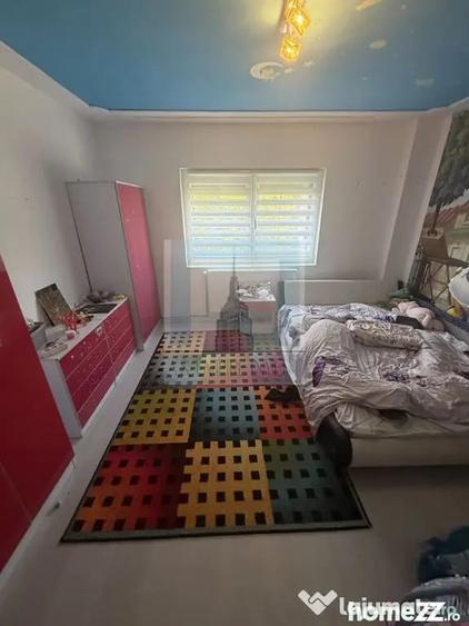 Apartament cu 3 camere decomandat în Astra