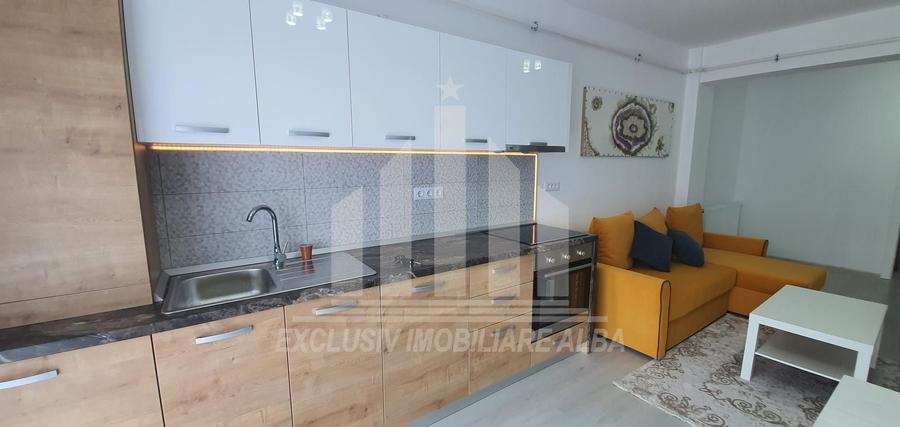 Apartament cu 2 camere decomandat, mobilat în Cetate