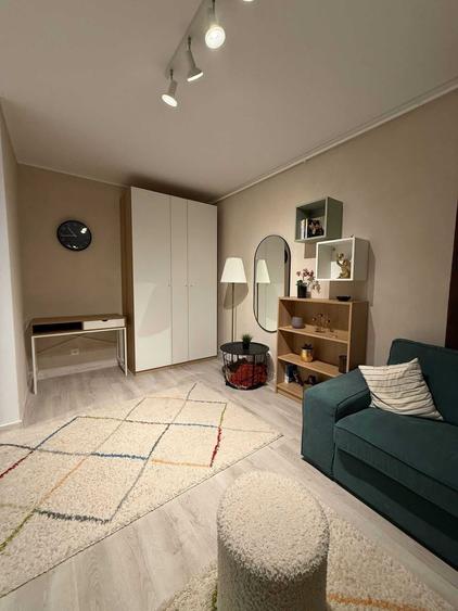 Apartament cu 2 camere decomandat în Titan