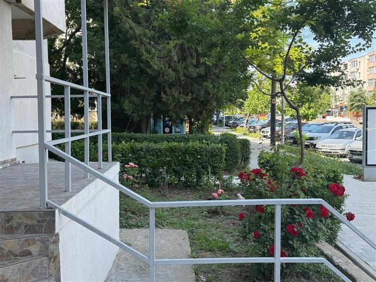 Spațiu comercial, de 49.5 mp, în Primo