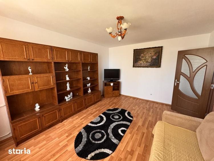 Apartament cu 2 camere decomandat în Aeroport