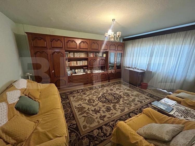 Apartament 3 camere, 70 mp, zona Gaesti