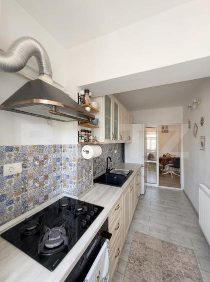 Apartament cu 2 camere decomandat, mobilat în Central
