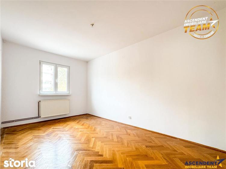 3D& FILM! Apartament 3 camere,etaj 2, areal apreciabil, Simeria,Sfantu - 14