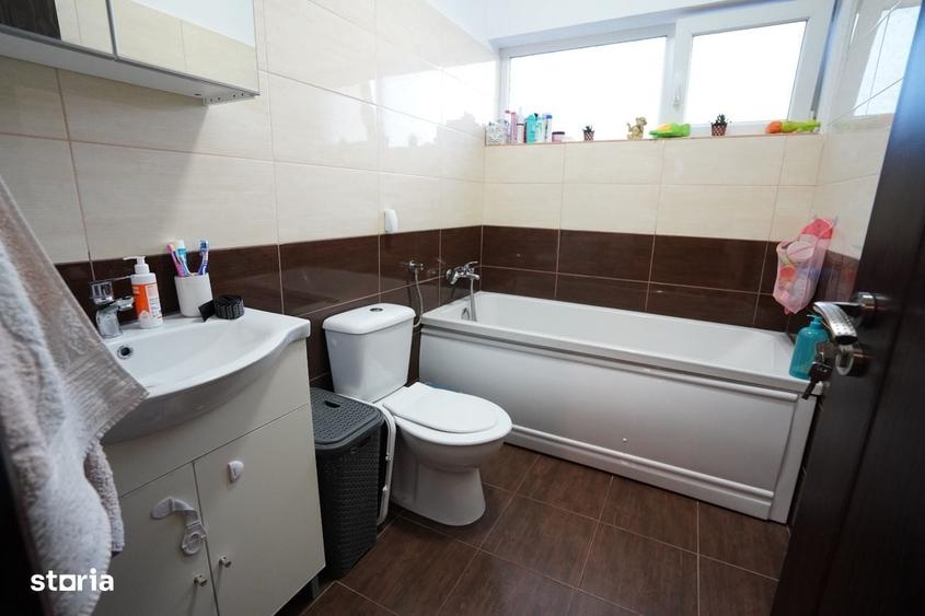 Apartament cu 2 camere decomandat în Giroc