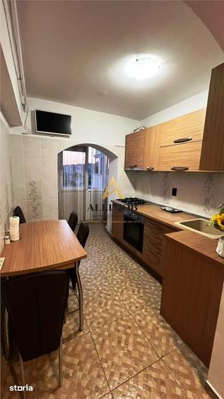 Apartament cu 2 camere decomandat în Cantacuzino