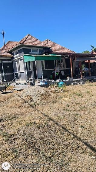 Casă cu 2 camere în Tușinu