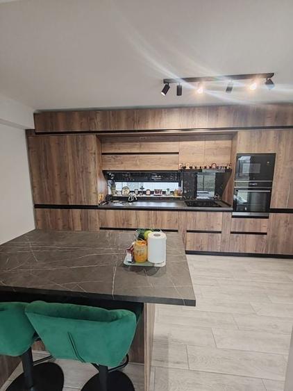Casă individuală cu 6 camere cu Canalizare în Moara Vlăsiei