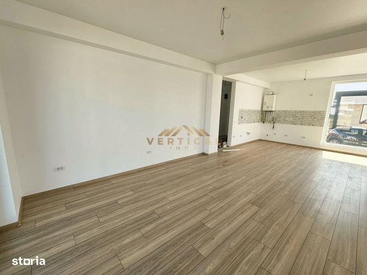 Casă cu 3 camere în Dobreni