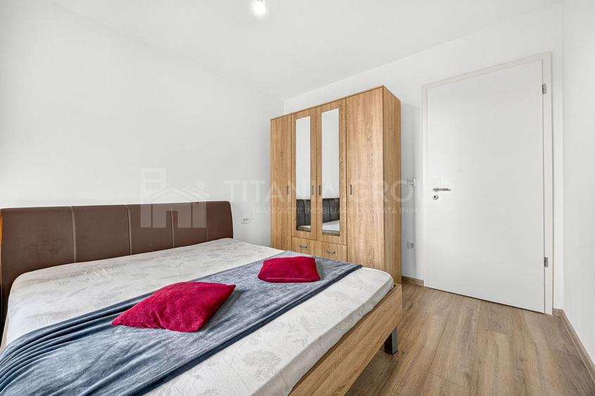 Apartament cu 2 camere semidecomandat, mobilat în Tractorul