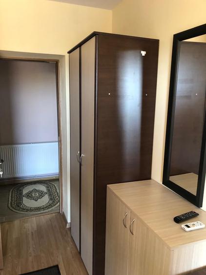 Casă cu 15 camere cu Canalizare în Delfinariu
