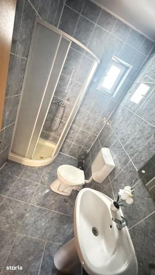 Apartament cu 4 camere în Cetate