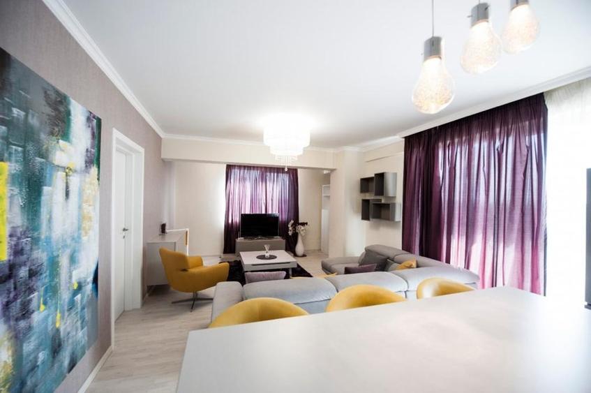 Apartament cu 2 camere semidecomandat în Central