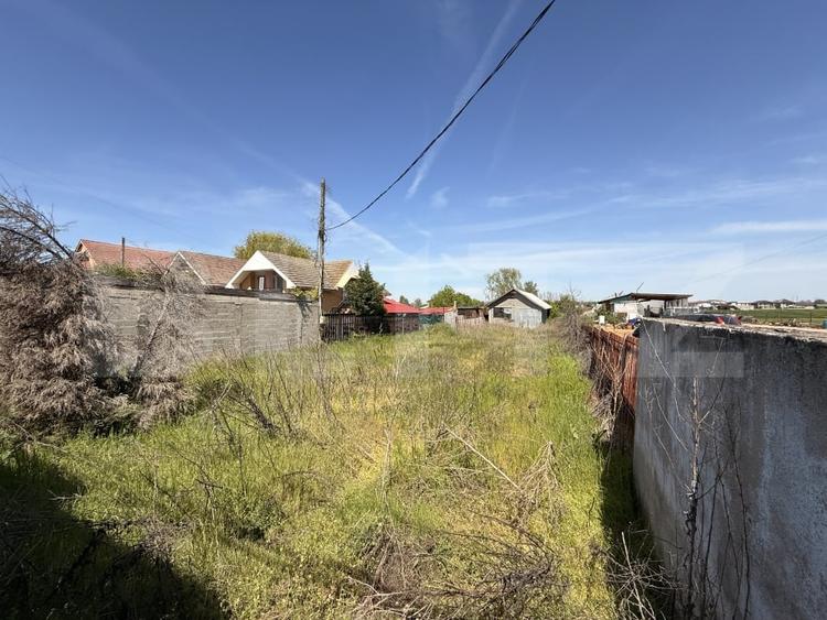 Teren Construcții intravilan de 2000 mp, în Balta Verde