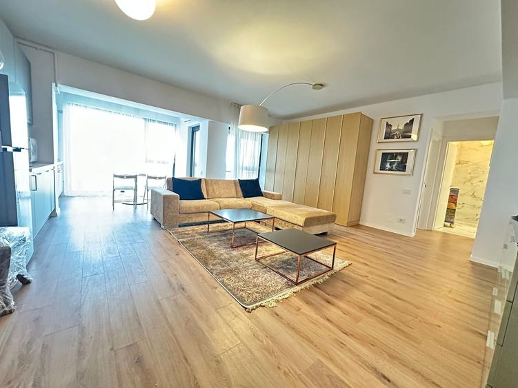 Apartament cu 2 camere decomandat în Sisești