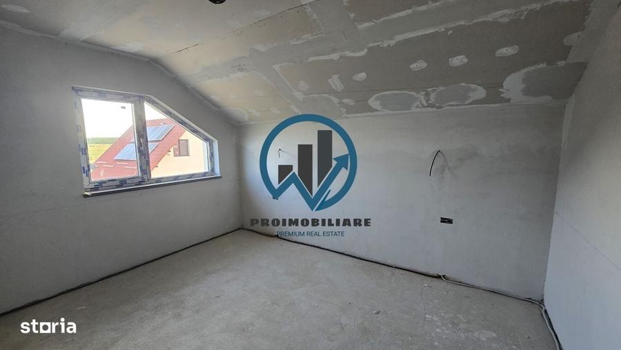 Apartament cu 3 camere în Craiovei
