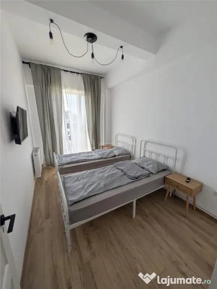 Garsonieră decomandată în Astra