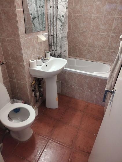 Dau in chirie garsoniera in Oradea zona Milcovului Nr 9 - 4