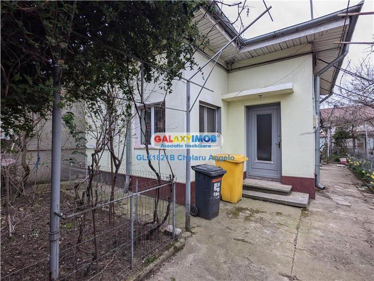 Rahova-Margeanului casa 100 mp, teren 315 mp,deschidere 13,5 ml,garaj - 2