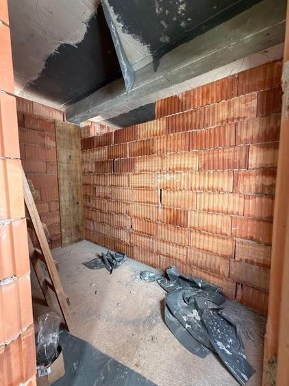 Duplex la rosu - 3 dormitare- Dumbravita - 10