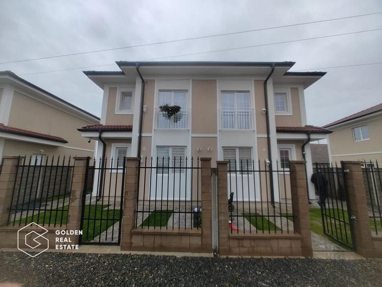 Jumatate de duplex in Sanandrei, Confort și Spatiu, Ideal pentru Familie - 1