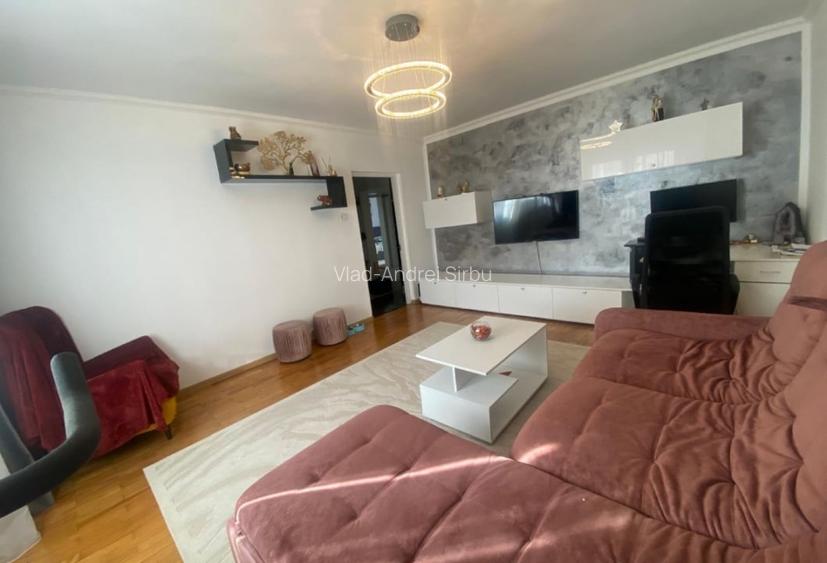 Apartament cu 3 camere decomandat, mobilat în 13 Septembrie Apartament cu 3 camere decomandat, mobilat în 13 Septembrie