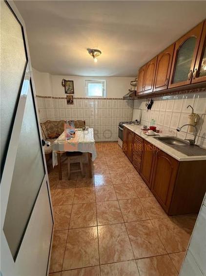 Casa tip parter - 4 camere decomandata zona Micro 5 - 5