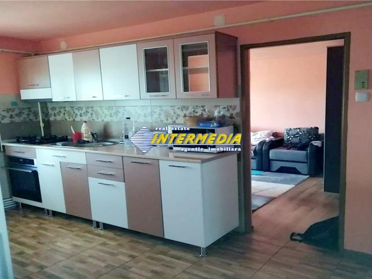 Apartament 2 camere de inchiriat Alba Iulia zona Tolstoi mobilat utilat complet - 6