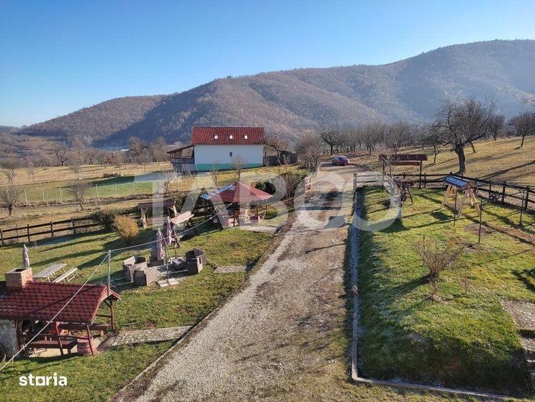 EXCLUSIVITATE - Casa 9 camere 615 mpu 9 bai 3600 mp teren in Fantanele - 2